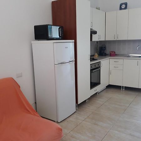 Monolocale Da Anna Apartment Porto Cesareo Ruang foto